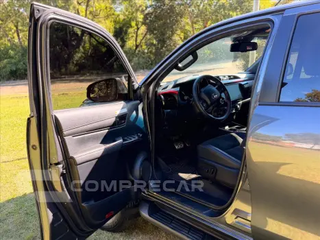 HILUX 2.8 D-4D TURBO DIESEL CD GR-S 4X4 AUTOMÁTICO