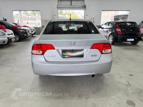 Civic 1.8 Lxs 16V Gasolina 4P Automático