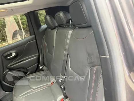 RENEGADE 1.3 T270 Turbo Trailhawk 4X4