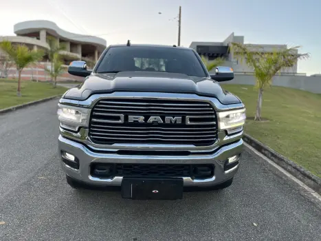 3500 6.7 I6 TURBO DIESEL LARAMIE CD 4X4 AUTOMÁTICO