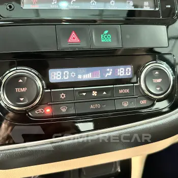 OUTLANDER 2.2 165cv Diesel Aut.