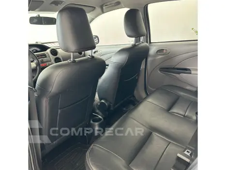 ETIOS 1.3 XS 16V FLEX 4P MANUAL