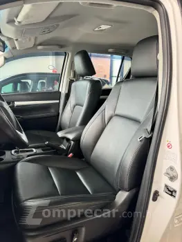 Hilux CD SRX 4x4 2.8 TDI 16V Diesel Aut.