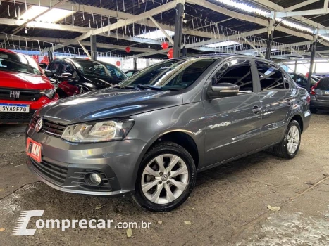 Volkswagen VOYAGE COMFORTLINE 1.6 MI 8V TOTAL FLEX 4 portas