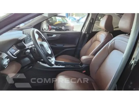 FASTBACK 1.0 TURBO 200 FLEX CVT