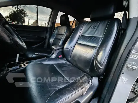 CITY 1.5 LX Sedan 16V