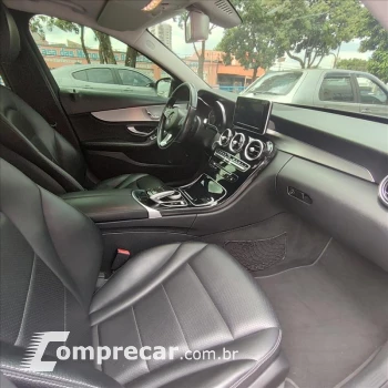 Mercedes-Benz C 200 2.0 CGI Avantgarde 16V 4 portas