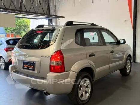 TUCSON - 2.0 MPFI GL 16V 142CV 2WD 4P AUTOMÁTICO