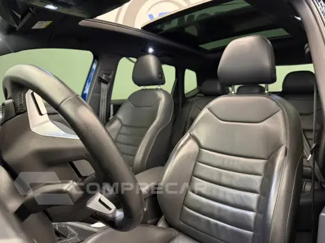 TAOS 1.4 250 TSI TOTAL FLEX HIGHLINE AUTOMÁTICO