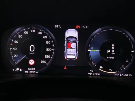 XC40 T5 RDESIGN (HIBRIDO)