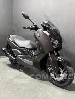 XMAX 300 ABS CONNECTED