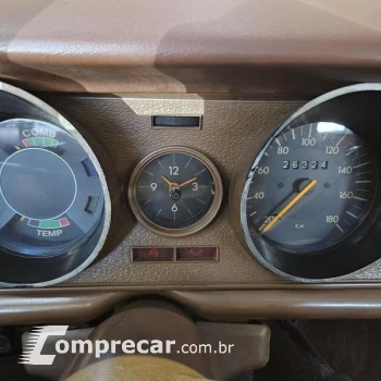 CARAVAN L 2.5 2P