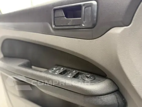 FOCUS 1.6 GLX 8V FLEX 4P MANUAL