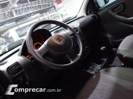 CORSA HATCH - 1.4 MPFI MAXX 8V 4P MANUAL