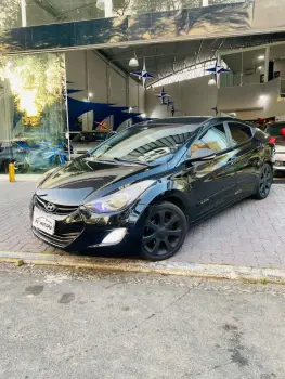 Hyundai Elantra GLS 1.8 16V Aut. 4 portas