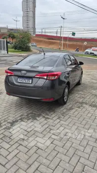 YARIS 1.5 16V Sedan XS Connect