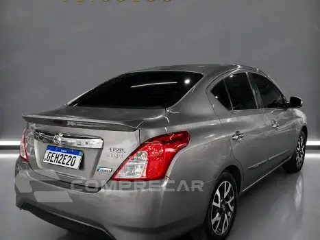 Versa 1.6 16V Flexstart Unique 4P Xtronic