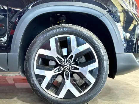 TAOS 1.4 250 TSI TOTAL FLEX HIGHLINE AUTOMÁTICO