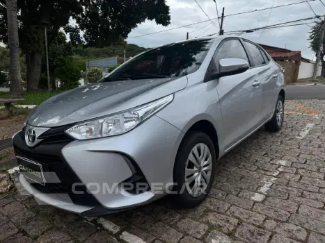 Toyota YARIS XL Sedan 1.5 Flex 16V 4p Aut. 4 portas