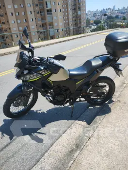 Versys 300