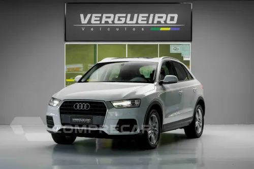 Audi Q3 1.4 TFSI Prestige Plus S Tronic 4 portas