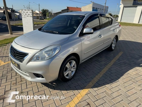 NISSAN Versa SL 1.6 Flex Fuel 4 portas