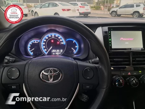 YARIS 1.5 16V FLEX SEDAN XL LIVE MULTIDRIVE