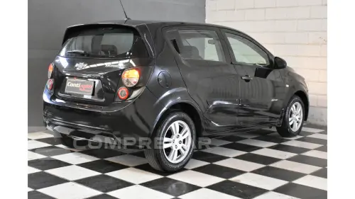 SONIC HATCH - 1.6 LT 16V 4P MANUAL