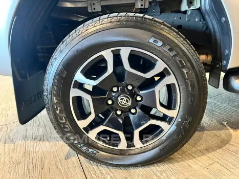 Hilux Caminhonete 2.8 16V SRX LIMITED 4X4 TURBO DIESEL CABIN