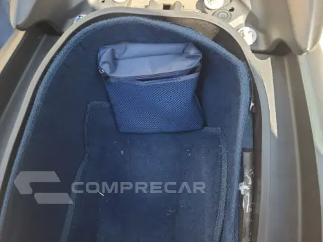 NMAX Connected 160 ABS