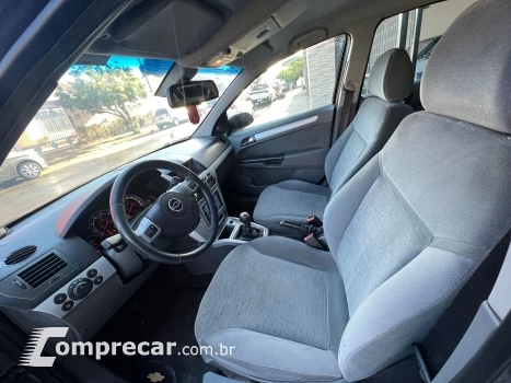 VECTRA 2.0 MPFI Elegance 8V 140cv