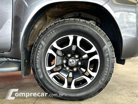 HILUX 2.8 D-4D TURBO DIESEL CD SRX 4X4 AUTOMÁTICO