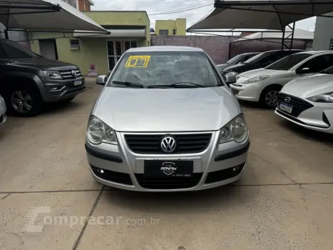 Polo Sedan 1.6 4P FLEX