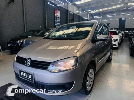 Volkswagen Fox 1.6 Mi Total Flex 8V 5p 4 portas