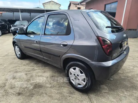 CELTA 1.0 MPFI LT 8V