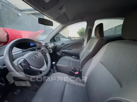 Etios Sedan 1.5 16V 4P FLEX XS