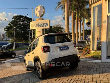 Renegade 1.8 4x2 Flex 16V Aut.