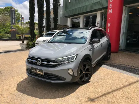 Volkswagen Nivus 1.0 200 Tsi Total Flex Highline Automático 4 portas
