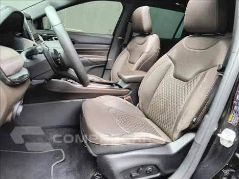 COMMANDER 1.3 T270 Turbo Overland