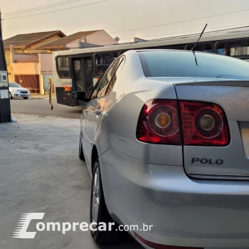 Polo Sed./Sed. COMF. 2.0/2.0 Flex 8V 4p
