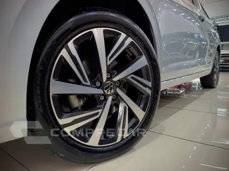 VIRTUS 1.0 200 TSI HIGHLINE AUTOMÁTICO