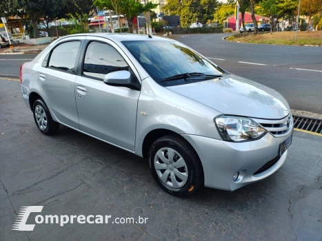 ETIOS 1.5 XS Sedan 16V
