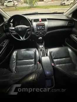 CITY 1.5 DX Sedan 16V