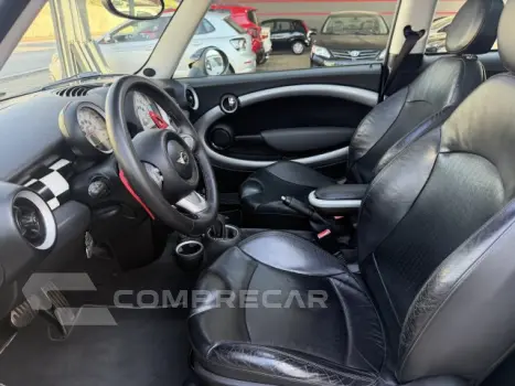 COOPER - 1.6 S 16V TURBO 2P AUTOMÁTICO
