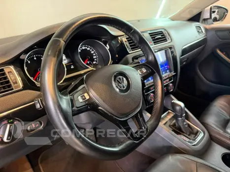Jetta 2.0 Tsi Highline 211Cv Gasolina 4P Tiptronic