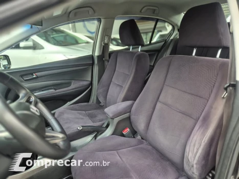 CITY Sedan LX 1.5 Flex 16V 4p Aut.