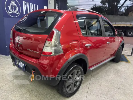 SANDERO STEPWAY Hi-F. R. CURL 1.6 16V 5p