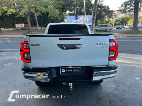 Hilux 2.8 D-4D Turbo Diesel Cd Srx 4X4 Automático