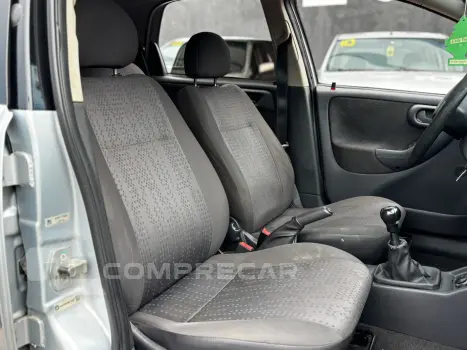Corsa Hatch Maxx 1.4 (Flex)