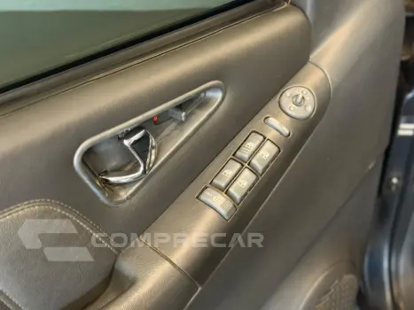 S10 2.4 MPFI ADVANTAGE 4X2 CD 8V FLEX 4P MANUAL